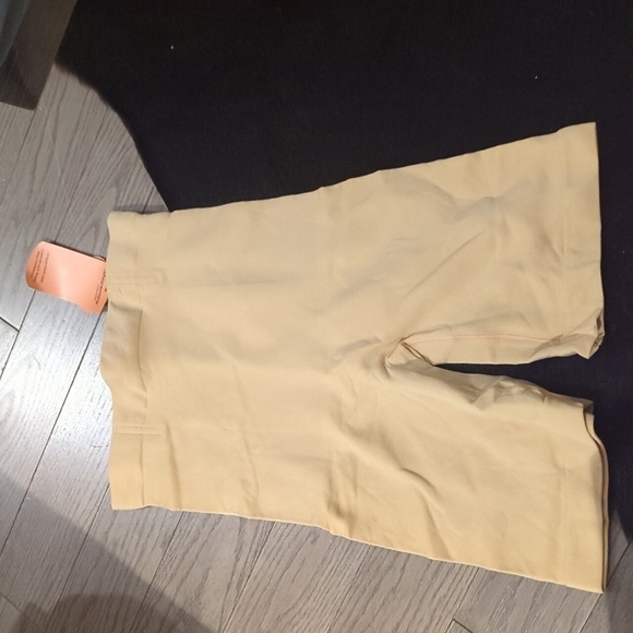 Shapermint High-Waisted Shaper Shorts Beige - Size M/L NWT - Picture 3 of 4